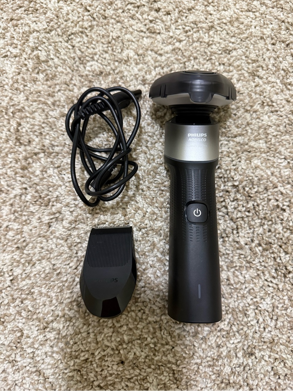 Philips Norelco 5000x Black and Silver Rotary Shaver with Trimmer Head